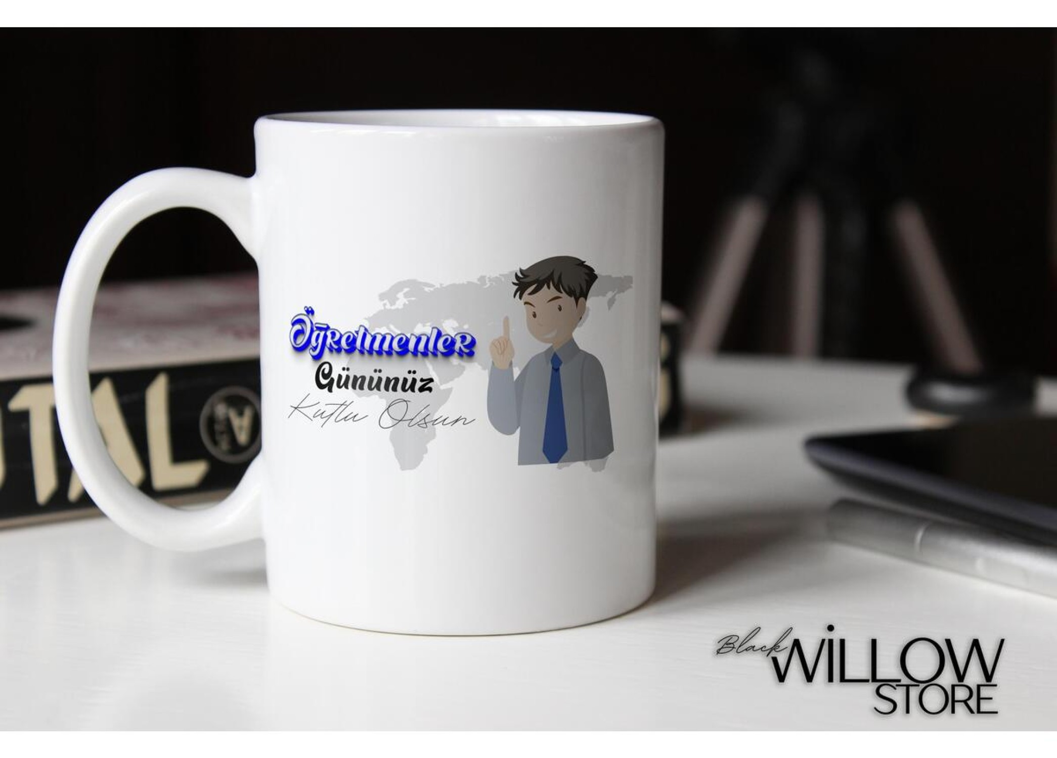 ÖĞRETMENLER GÜNÜ TEMALI KİŞİYE ÖZEL SERAMİK KUPA BARDAK