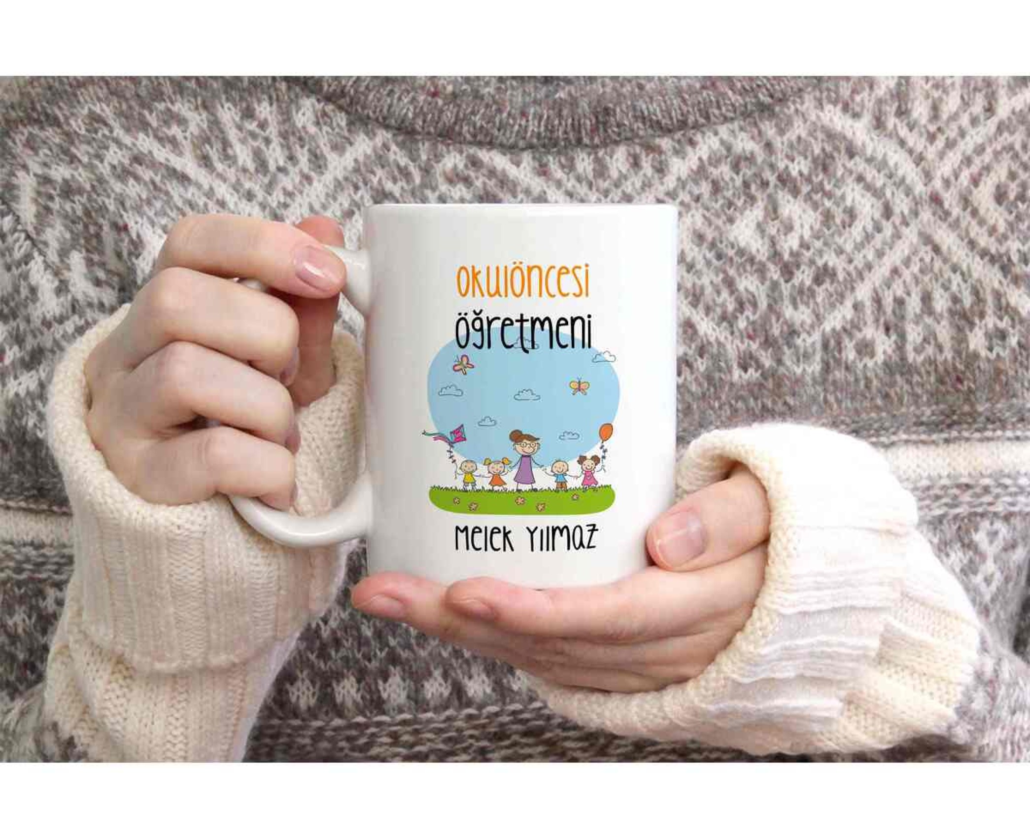 OKUL ÖNCESİ ÖĞRETMENİ TEMALI KİŞİYE ÖZEL SERAMİK KUPA BARDAK